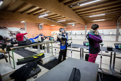 Typische Trainingssituation in der Luftgewehrhalle.